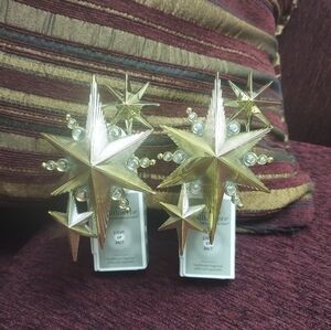 Starburst wallflower plugs by bath and body works.